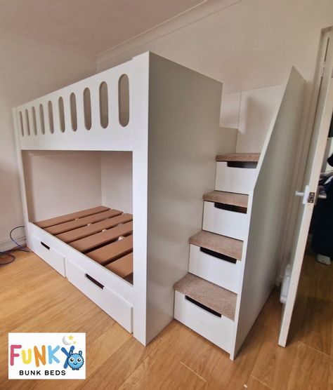 Double Sized Bunk Bed With Stairs, carpet and drawers. NEW MODERN SLEEK BUNK BED IDEA Double Decker Bed Design For Small Room, Double Over Double Bunk Bed Plans, Simple Double Decker Bed Design, Double Bunk Bed With Drawers, Triple Bunks, Bedroom Renovation Ideas, Tripple Bunk Bed Kids, Double Deck Bed, Bespoke Bedroom