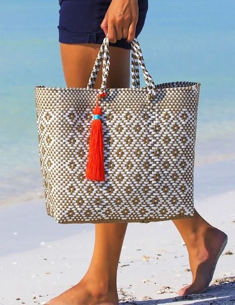 Plastic Woven Bag, Summer Bags Beach, Summer Clutch, Beach Totes, Summer Tote Bags, Woven Bags, Potli Bags, Wicker Bags, Summer Tote