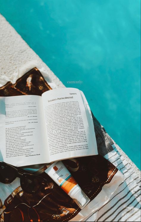 Pool Vibes Aesthetic, Sunbathing Aesthetic, Book Pool Aesthetic, Pool Day Vibe, Reading By The Pool Aesthetic, Book By The Pool, Swimming Pool Rain Aesthetic, Relaxing Pool, Sunny Vacation