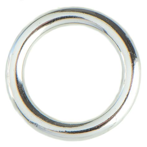 O-Ring Silver 25 x 5 mm. Specifications: Dimensions: d = 5 mm. / D1 = 25 mm. Weight: Ca. 12,5 gram Material: Zinc Alloy. Colour finish: Silver. Accessories Rings, Ring Silver, O Ring, Zinc Alloy, Metallic Silver, Silver Rings, Ring, Silver