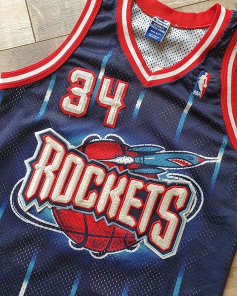 Houston Rockets Jersey, Retro Nba Jerseys, Retro Basketball Jersey, Vintage Basketball Jerseys, Retro Nba, Jordan Clarkson, Football Shirt Designs, Hakeem Olajuwon, Jersey Collection