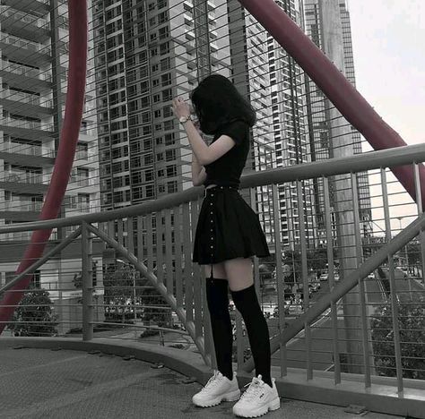 Moda Ulzzang, Mode Ulzzang, Look Grunge, E Girl Outfits, Aesthetic Grunge Outfit, Ulzzang Fashion, Pinterest Fashion, Gothic Outfits, Goth Outfits