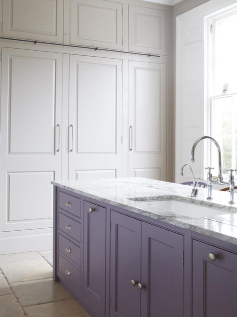 Farrow And Ball Brassica, Skimming Stone Kitchen, Brassica Farrow And Ball, Calamine Farrow And Ball, Farrow Ball Skimming Stone, Farrow And Ball Skimming Stone, Farrow And Ball Kitchen, Kitchen 2023, Soothing Bedroom