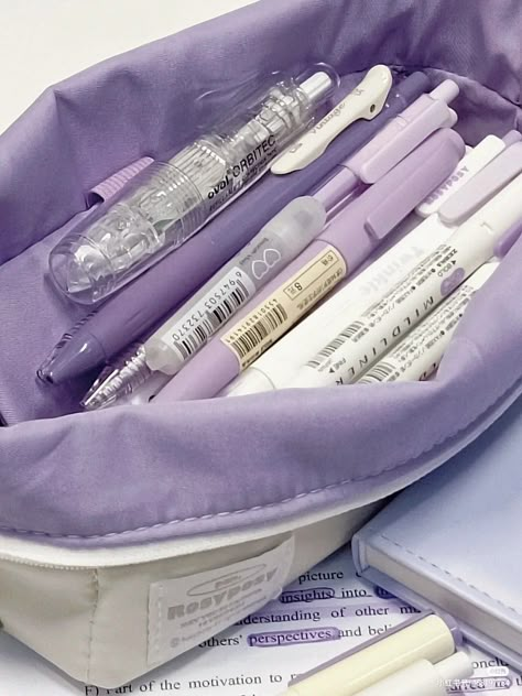 Purple Stationary, Light Purple Aesthetic, Korean School Supplies, Purple Notes, Purple Pen, Pretty School Supplies, Stationery Obsession, Cute Stationary School Supplies, Cute School Stationary