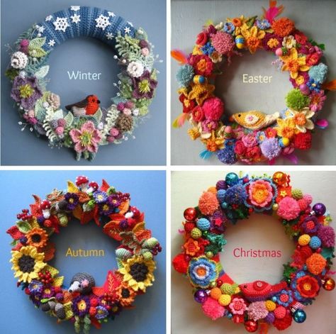 Types Of Wreaths, Crochet Wreath Pattern, Crochet Wreath, Crocheted Flowers, Crochet Decoration, Crochet Home Decor, Seasonal Wreaths, Crochet Flower Patterns, Wreath Crafts