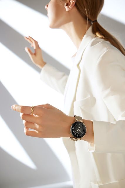 Lemon GreenTea: The next-generation smartwatch, HUAWEI WATCH GT 3 ... Human Element, Picture Board, Calendar 2023, Model Pose, Watch Photo, Huawei Watch, Jewelry Model, Female Model, Cluse Watch