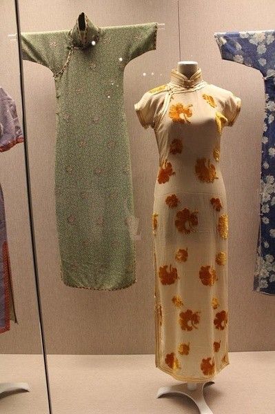 Cheongsam Vintage, Chinese Dresses, Party Fits, Cheongsam Dress, Chinese Clothing, Chinese Dress, Fashion Gallery, Cheongsam, Traditional Outfits