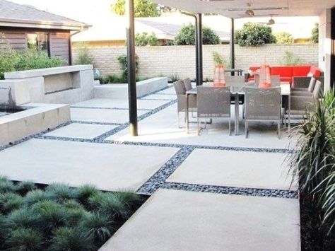 60 Concrete Patio Ideas - Unique Backyard Retreats #garden #gardenideas #landscaping Concrete Backyard, Summer Terrace, Cement Patio, Concrete Patio Designs, Concrete Patios, Backyard House, Backyard Designs, Contemporary Patio, Large Backyard