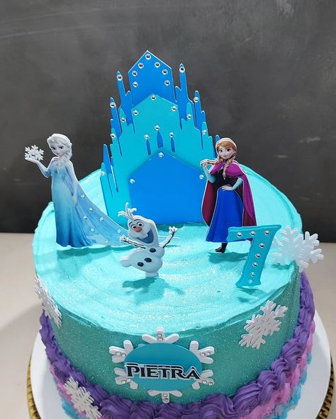 Bolo Frozen é um tema que a alegria das crianças. Comemore com a WE confeitando 🤍 #boloazultiffany #bolofrozen #temafrozen #frozen #bolochantilly #chantininho #cakerosa Bolos , bolo Frozen, Frozen , bolo chantilly e Niterói Bolo Frozen, Frozen Frozen, August 11, Frozen, Cake, On Instagram, Instagram