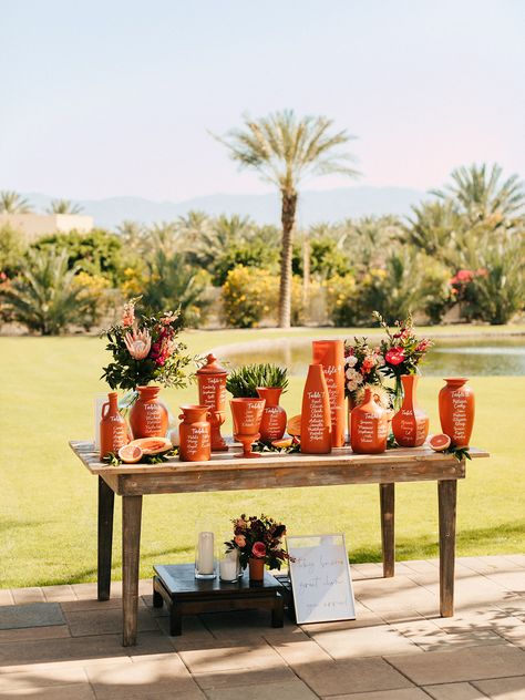 Diy Terracotta Centerpieces, Terracotta Pot Seating Chart, Terracotta Wedding Seating Chart, Terracotta Pot Wedding Centerpiece, Terracotta Seating Chart, Mexican Wedding Seating Chart, Vases Seating Chart, Terracotta Vases Wedding, Vase Seating Chart