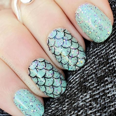 Candied Lavender, Colorstreet Combos, Nail Glam, Mani Ideas, Nail Color Combos, Mixed Mani, Nails Beautiful, Mermaid Nails, Manicure Ideas