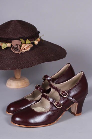 1930s shoes – memery 20s Shoes, 1930s Shoes, 1920s Shoes, 30s Style, Historical Shoes, Vintage Inspired Shoes, Vintage Style Shoes, 30s Fashion, 1930s Fashion