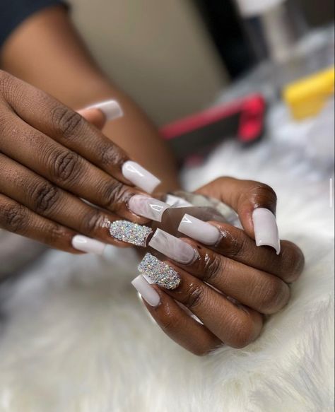 White Birthday Nails Coffin Medium, Medium Square Acrylic Nails Designs White, Acrylic Nails On Black Skin, Milk White Acrylic Nails With Design, White And Clear Nails, Polygel Nail Ideas, Homecoming Nail Ideas, Overlay Ideas, Furniture Color Schemes