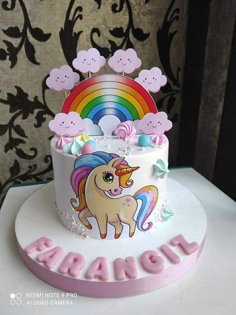 Unicorn Theme Cake, Unicorn Cake Design, Decor Tort, Professional Cake Decorating, Unicorn Birthday Cake, Birthday Cake Topper Printable, School Scrapbook, Simple Birthday Cake, Unicorn Theme