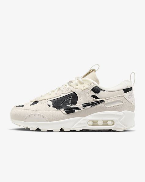 Nike Air Max 90 Futura, Air Max 90 Futura, Air Max 90 Women, Plastic Heels, Nike Models, Nike Air Max For Women, Air Max Women, Nike Tech Fleece, Nike React