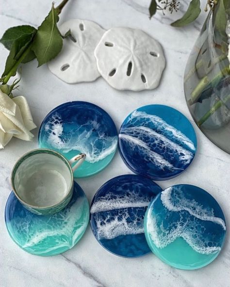 Ocean Resin Coasters, Ocean Coasters, Cod Art, Beach Coasters, Bff Gifts Diy, Ocean Wedding, 5 Oceans, Shell Crafts Diy, Gift Box Design