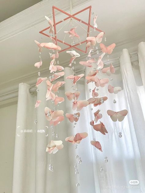 Diy Fairy Room Decor, Butterfly Wall Decor Diy, Window Decor Ideas, Butterfly Wall Art Diy, Wall Decor Butterfly, Bedroom Ideas For Small Rooms Cozy, Diy Crafts Love, Easy Diy Room Decor, Bff Gifts Diy