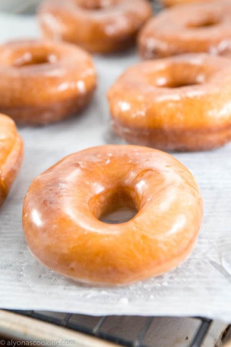 Dunkin Donuts Glazed Donuts Recipe (Copycat) | Alyona’s Cooking Dunkin Donuts Recipe, Glazed Donuts Recipe, Donut Glaze Recipes, Donuts Glazed, Doughnut Recipe Easy, Easy Donut Recipe, Krispy Kreme Donuts, Homemade Donuts Recipe, Baked Donut Recipes