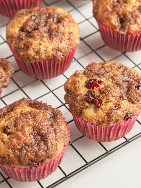 Cranraisin Muffins, Banana Dried Cranberry Muffins, Cranberry Muffins With Dried Cranberries, Cranberry Banana Muffins, Dried Cranberry Muffins, Craisin Muffins, Banana Cranberry Muffins, Cranberry Oatmeal Muffins, Cranberry Sauce Muffins