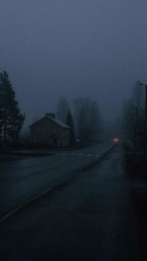 Rainy Sky, Dark Naturalism, Dark Forest Aesthetic, Rainy Day Aesthetic, Dark Landscape, Dark Street, Dark Green Aesthetic, Shotting Photo, Dark Nature Aesthetic