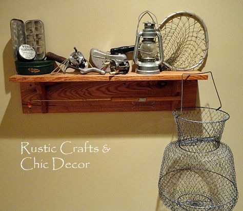 Not into pointless "decorations" for a boys room, but what about using that fish basket for storing stuff? Rustic Fishing Decor, Fishing Bedroom, Fishing Cabin Decor, Fish Bathroom, Top Bathroom Design, Fishing Cabin, Fishing Room, Rod Holders, Lake Decor