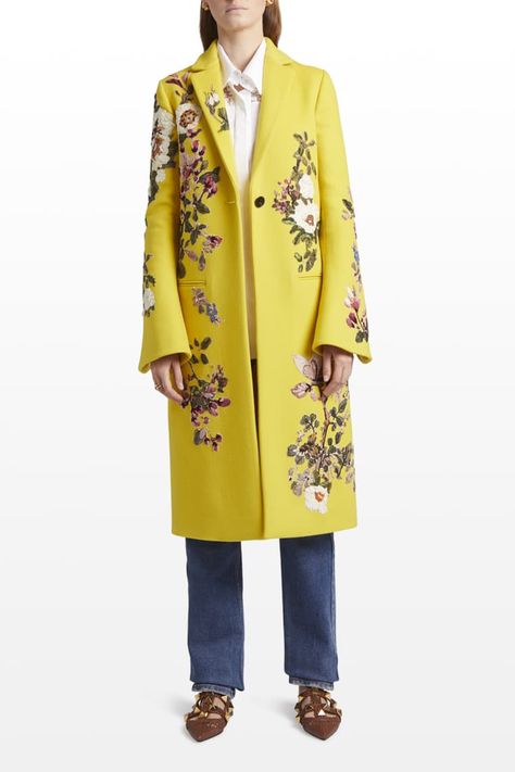 B6QVR Valentino Garavani Floral-Embroidered Wool-Cashmere Coat Embroidery Coat, Valentino Clothing, Embroidered Coat, Embroidered Wool, Knitted Coat, Simple Shirts, Cashmere Coat, Mellow Yellow, Wool Coat