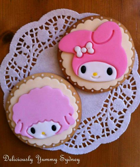 My Melody Cookies My Melody Cakes, My Melody Cake Ideas, My Melody Cupcakes, Sanrio Cake My Melody, My Melody Cookies, My Melody Chocolate, Hello Kitty Cakes, Hello Kitty And My Melody, Kue Disney