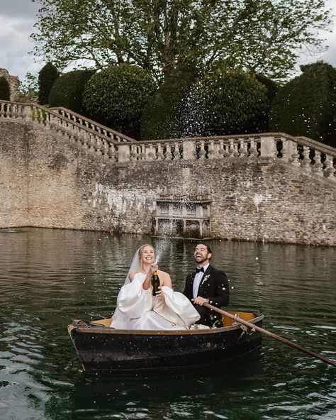 Wedding Venue Manor House, Oxfordshire Wedding Venues, Cornwell Manor Wedding, Euridge Manor Wedding, Rockbeare Manor Wedding, Country Manor House, Wedding Venues Uk, Outdoor Chandelier, Row Boat