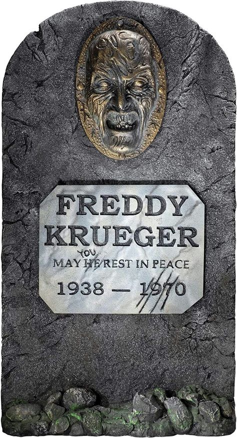 Freddy Krueger Grave Stone Scary Halloween Props, Tombstone Halloween, Halloween Props Scary, Never Sleep Again, Horror Room, Halloween Tombstones, Horror Decor, Halloween Prop, A Nightmare On Elm Street