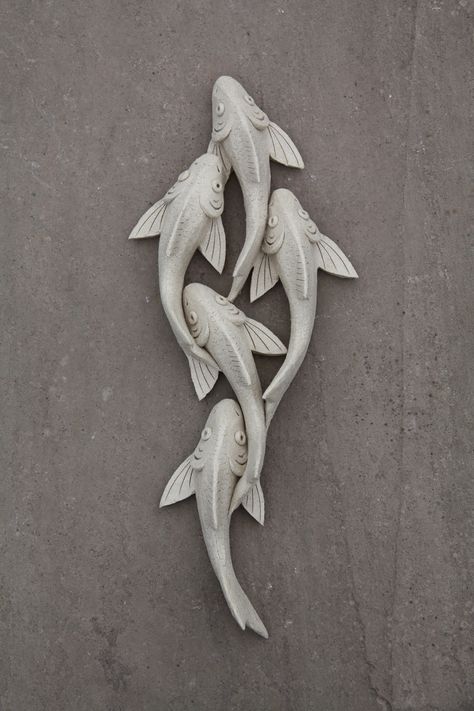 Sea Life Clay Sculptures, Animal Wall Sculpture, Fish Sculpture Art, 3d Fish Art, Fish Ceramic Art, Clay Fish Sculpture Ideas, Fish Sculpture Clay, Ceramic Sea Creatures, Ceramic Fish Sculpture