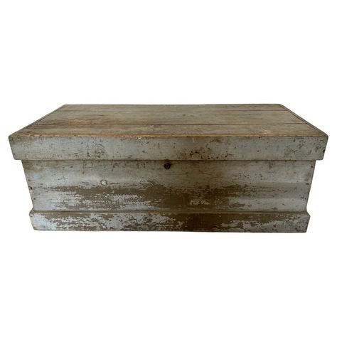 Check out this item from 1stdibs! Antique Country Painted Blanket Chest or Coffee Table: https://www.1stdibs.com/id-f_34796312 Antique Blanket Chest, Antique Blanket, Country Blankets, Painted Coffee Table, Chest Coffee Table, Deco Luminaire, Design Salon, Blanket Chest, Iron Handles