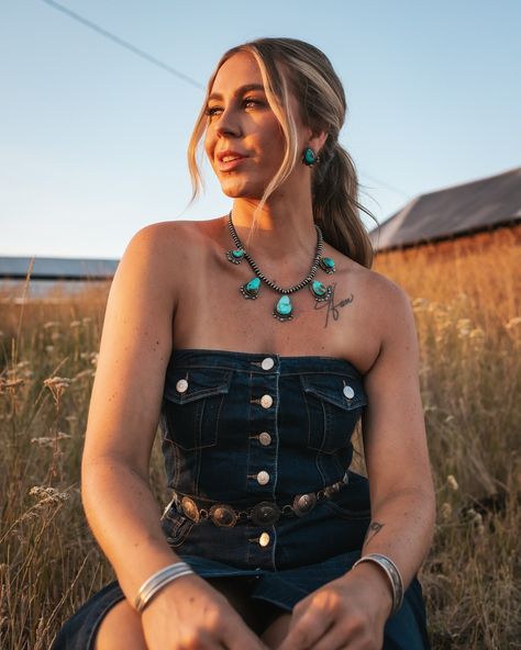 Indian summer☀️🌾 Part 2 of my “photos that never saw my instagram feed” series with these fun shots I did for @cummingscarousel earlier this summer💛 All clothing & accessories from @cummingscarousel Boots & mules feom @lane.official (code SHALEY10) #westdesperado #westernfashion #rodeofashion West Desperado, Jewelry Photoshoot, Rodeo Fashion, Fun Shots, Indian Summer, Western Jewelry, Instagram Feed, Western Fashion, This Summer