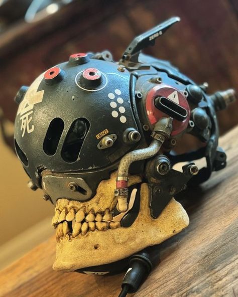 Skull Gas Mask, Sci Fi Helmet, Mask Cyberpunk, Mechanic Art, Cats In Ancient Egypt, Skull Taxidermy, Cyberpunk Mask, Cyberpunk Helmet, Masks Design