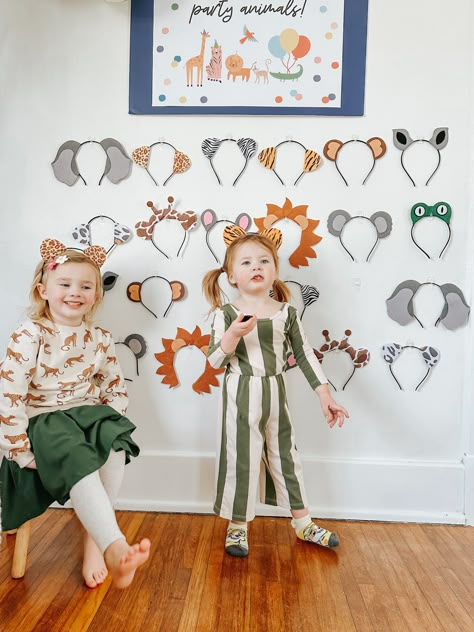 Planning a Safari Party: Kids Activities! — Lucky Andi Party Animal Birthday Outfit, Party Animal Balloons, Party Animal Birthday Activities, Party Animal Favors, Two At The Zoo Birthday Party, Animal Parade Birthday Party, Party Animal Birthday Theme Decoration, Calling All Party Animals Birthday Theme, Zoo Birthday Theme