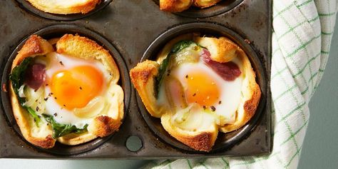 Breakie Ideas, Homesteading Kitchen, Cranberry Tartlets, Muffin Pan Recipes, Baked Egg Cups, Mac And Cheese Cups, Tin Recipes, Muffin Cup, Leftover Cranberry Sauce