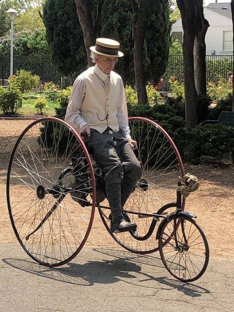 Steampunk Bicycle, Maybach Car, Bike Riding Benefits, Wooden Bicycle, Trike Bicycle, Antique Bicycles, Electric Trike, Lowrider Bike, I Want To Ride My Bicycle