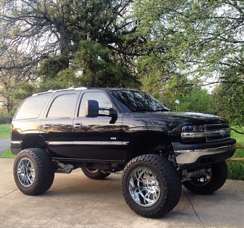 Lifted Suv Ideas, Lifted Tahoe 4x4, Lifted Tahoe, Lifted Suv, Lifted Chevy Tahoe, Chevy Tahoe Z71, Tahoe Z71, Trucks Chevy, Chevy 4x4