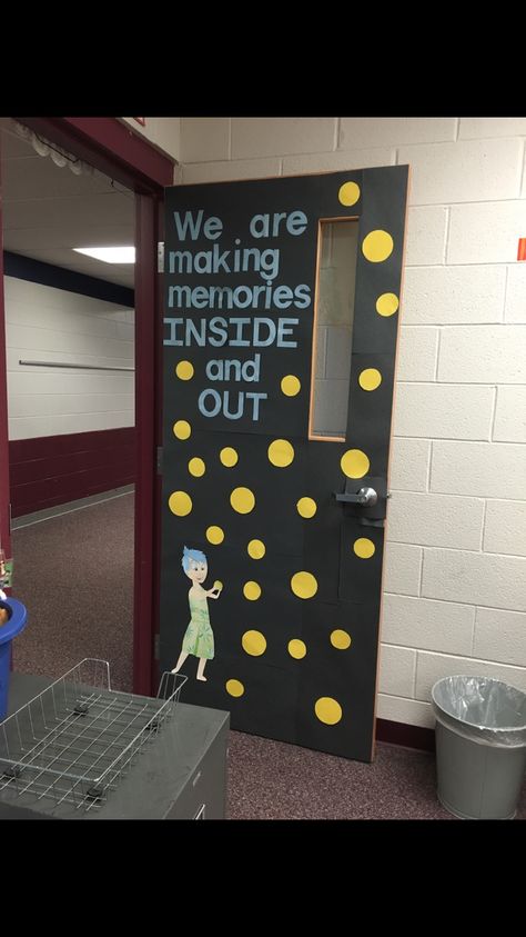 Inside out classroom door decoration Senior Door Ideas, Inside Out Door Theme, Graduation Door Decorations Classroom, Halloween Themed Classroom Doors, Senior Class Bulletin Board Ideas, Senior Door Decorations Ideas, Inside Out Classroom Door, Inside Out Decorations Classroom, Inside Out Classroom