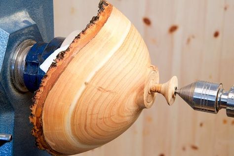 Lathe Woodworking Projects, Wood Lathe Projects, Wood Turned Bowls, Turned Bowls, Woodturning Projects, Turning Wood, Woodturning Ideas, Bowl Turning, Wood Turning Lathe