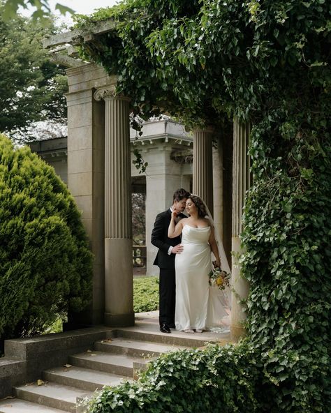 A wedding at a Roman Renaissance Revival-Style mansion overlooking a beautiful garden and the ocean. We celebrated the timeless love of Elize and Jason with all their people - the most perfect day. 🕊️ So excited to share a million frames from this wedding. VENDORS: Venue: @harknesspark Planner: @onefinedayweddings Photographer: @sydneytaylorphoto Videographer: @sydneytaylorphoto Second shooter: @bytaylormontanero Dj: @justinbousquetmusic Caterer: @athymetocook Florals: @earthblossomsflowe... Garden Wedding Photography, Dallas Photography, Dallas Photographers, Photography Couple, Fort Worth Wedding, Connecticut Wedding, Timeless Love, Austin Wedding Photographer, Super 8