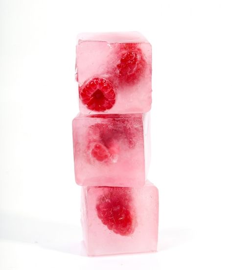 Ice Photography Cubes, Ice Cube Photography, Ice Cube Png, Distortion Photography, Flavored Ice Cubes, Ice Photo, Ice Photography, Art Deco Dining, Frozen Berries