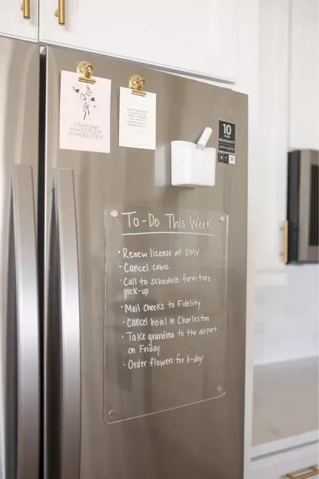 Refrigerator Decor, Note Board, Refrigerator Decoration, College House, House Organisation, Fridge Decor, Kitchen Organisation, The Home Edit, Fridge Organization