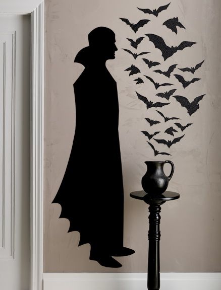 martha stewart vampire silhouette template - Google Search Vampire Decor, Martha Stewart Halloween, Halloween Decor Diy, Creating Keepsakes, Diy Halloween Decor, Martha Stewart Crafts, Halloween Window, Halloween Silhouettes, Halloween Vampire