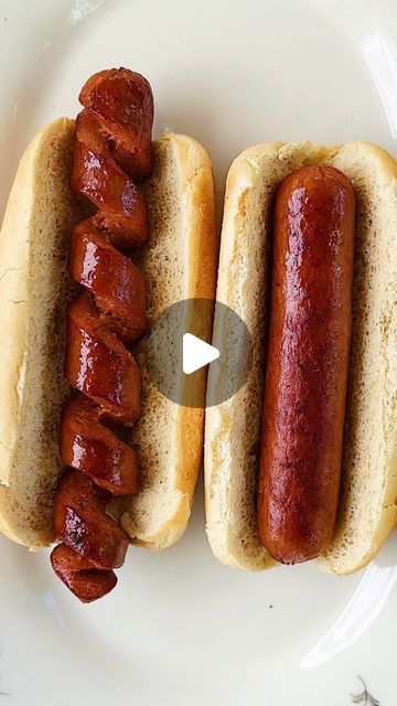 Kransky Hot Dogs, Hot Dog Sides Ideas, Twinkie Dogs, Hot Dog Party Ideas, Marinated Hot Dogs Recipes, Side Dishes For Hot Dogs, Sides For Hot Dogs, Hot Dog Toppings Ideas, Hot Dog Dinner Ideas