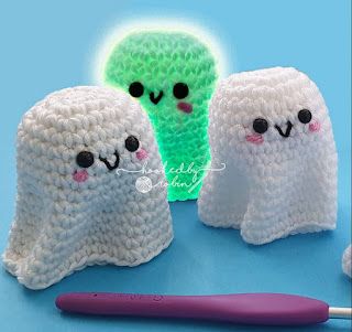 PATRONES AMIGURUMI GRATIS: PATRON GRATIS FANTASMA AMIGURUMI 72432 Hooked By Robin, Ghost Project, Crochet Ghost, Halloween Amigurumi, Crochet Whale, Diy Glow, Whale Pattern, Easy Amigurumi, 4mm Crochet Hook