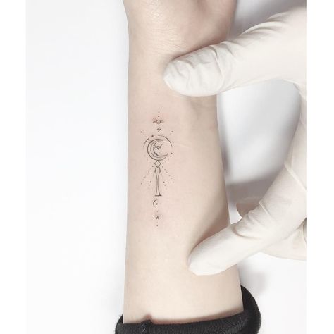 Friend Tats, Geeky Tattoos, Minimalist Tattoo Meaning, Feminist Tattoo, Paris Tattoo, Nice Tattoos, Crazy Tattoos, Typography Tattoo, Sailor Moon Tattoo