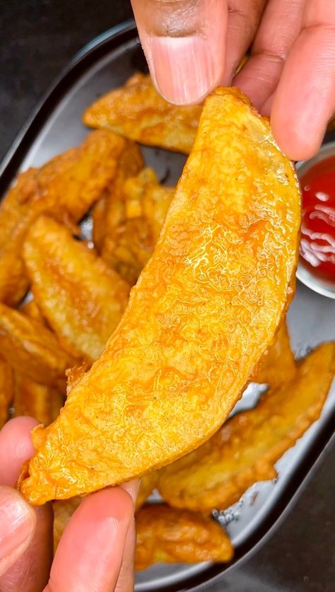 Crispy Potato Wedges | kingcooks Jojo Potato Wedges, Deep Fried Potato Wedges, Potato Wedges Fried, Fries Wedges, Kfc Recipes, Wedge Fries, Potatoes Chips, Crispy Potato Wedges, Cook Vegetables