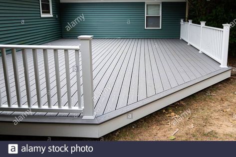 Composite Deck Ideas, Cleaning Composite Decking, Green Vinyl Siding, Vinyl Siding House, Home Stratosphere, Deck Colors, Deck Installation, Composite Deck, Deck Construction