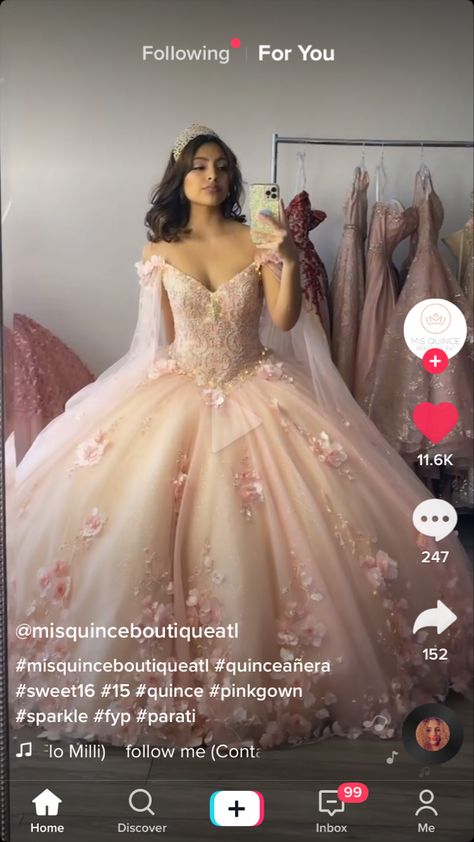 Pink Quince Dresses Elegant, Pink Off The Shoulder Quince Dress, Pink And White 15 Dress, Moda Quince Dresses, Quince Dresses Corset, Quince Dresses Color Ideas, Quince Dress With Gloves, Quinceanera Light Pink Dresses, Champagne Pink Sweet 16 Dresses