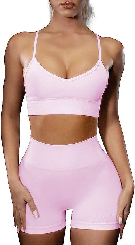 Great alo brand yoga sports bra dupe, and this one is even a set Exercise Bras, Workout Shorts Outfit, Women Pants Size Chart, Outfit Gym, Gym Aesthetic, Sports Bra Set, Pink Workout, High Waist Leggings, Workout Sets